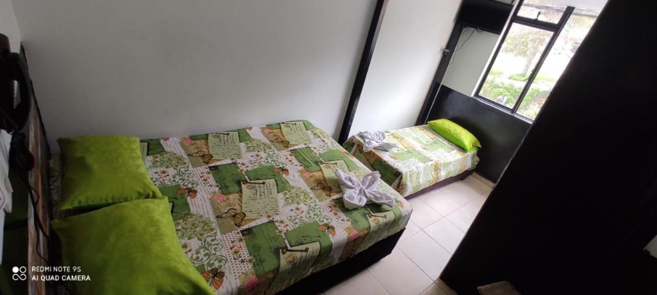 El Amanercer Parque Del Agua Residencia Muy Central Manizales Exterior foto