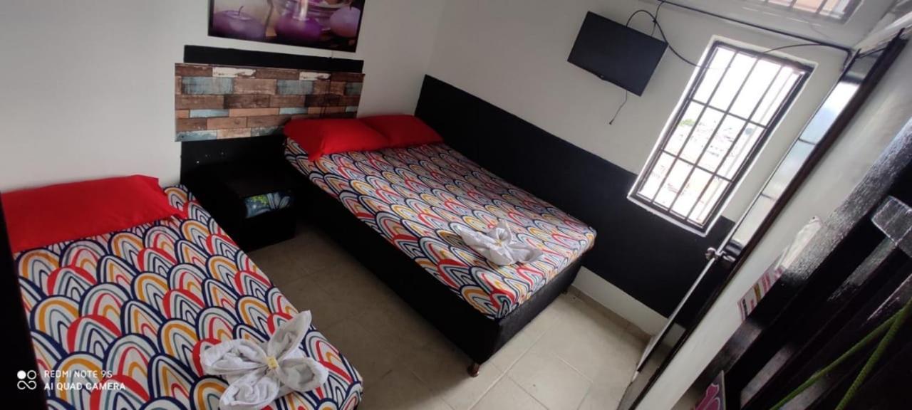 El Amanercer Parque Del Agua Residencia Muy Central Manizales Exterior foto